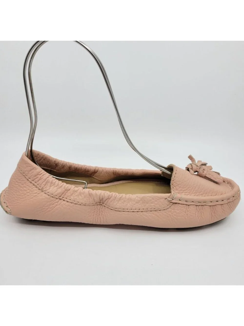 Talbots Loafers Womens Size 7.5 Light Pink Leather Tassels Elastic Flexible Sole